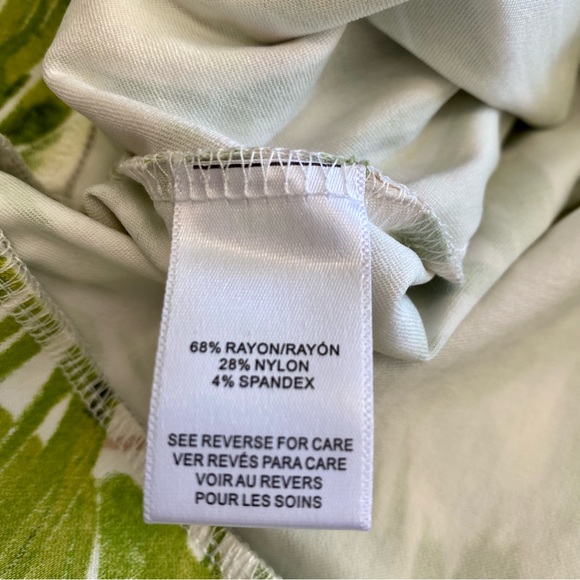 Donna Moore Shorts Sz L Green Tropical Print NWT - Picture 5 of 6